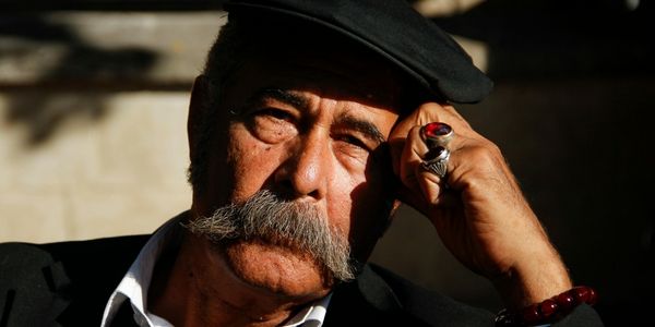 Het charisma van een Turkse snor - Kracht, Stijl en Uitstraling